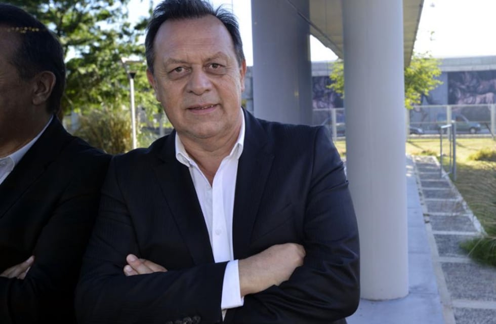 Gustavo Santos mostró su intención de postularse para gobernar Córdoba