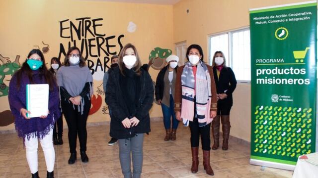 Emprendedoras laneras adquirieron sus matrículas habilitantes.