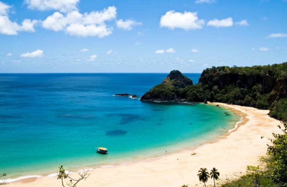 Las 3 playas más económicas para viajar a Brasil desde Argentina, según la Inteligencia Artificial