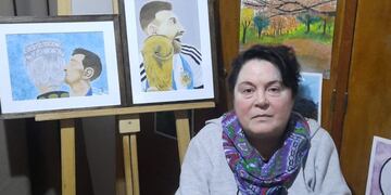 Silvia Favaro, la artista mendocina que inmortalizó con su boca los triunfos de Messi con la Selección Argentina.