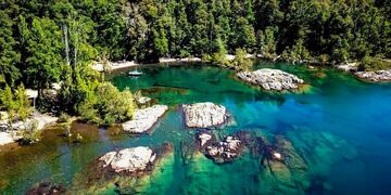 La playa Yuco, ubicada en Neuquén, es considerada el "Caribe Patagónico".
