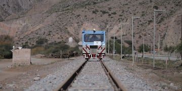 El proyecto del tren turístico "viene ejecutándose paso a paso y por etapas", aseguró el coordinador de la Unidad Ejecutora Provincial Tren Jujuy-La Quiaca, Emiliano Rodríguez.