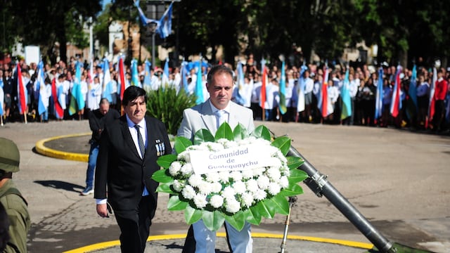 Homenaje a los héroes de Malvinas