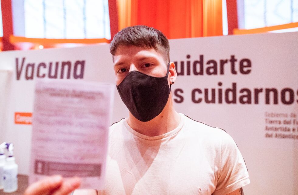 Tierra del Fuego: comienza la vacunación a jóvenes de 17 años