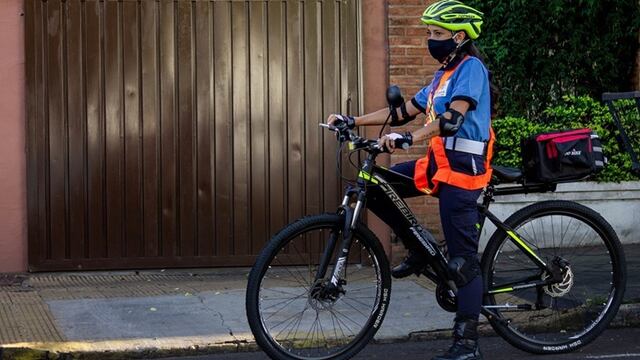 Control de tránsito vehicular en bicicleta