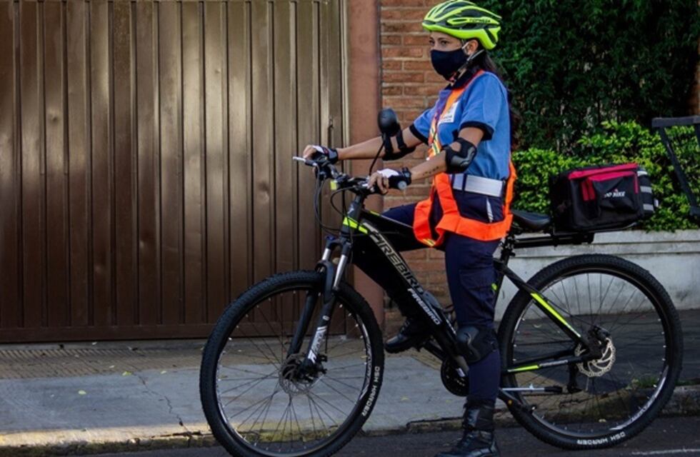 Control de tránsito vehicular en bicicleta
