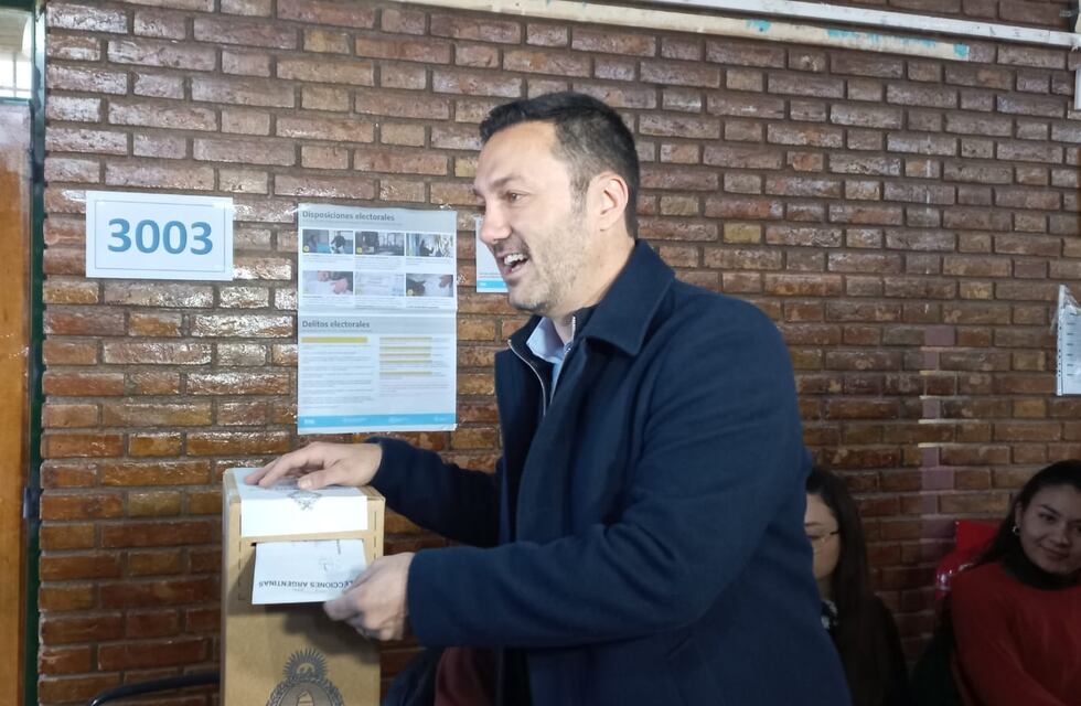 Elecciones PASO 2023 en Mendoza: el candidato a vicepresidente Luis Petri votó en San Martín