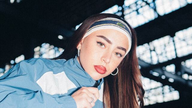 Nicki Nicole posó con una infartante microbikini y demostró ser la reina del escote