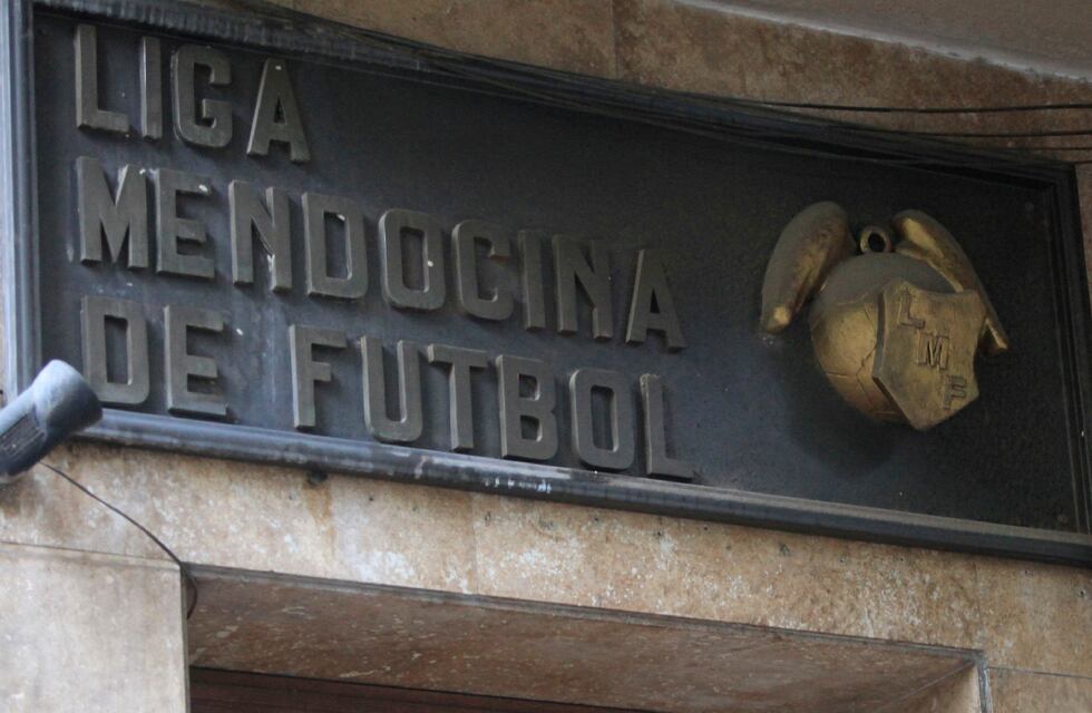 Urgente: el Consejo Federal de Fútbol suspendió la afiliación de la Liga Mendocina