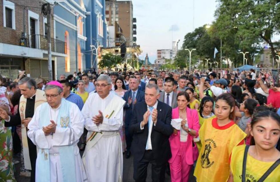 Autoridades provinciales en los festejos religiosos en Concepción