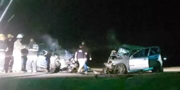 Por el tremendo impacto, la Ruta Nacional N° 8 estuvo cortada por algunas horas.