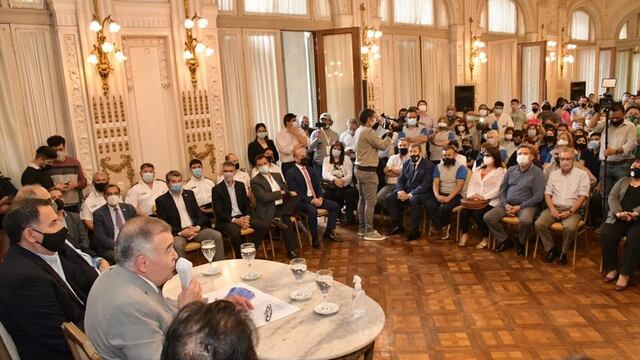 Anunciaron un bono extraordinario para los empleados públicos.