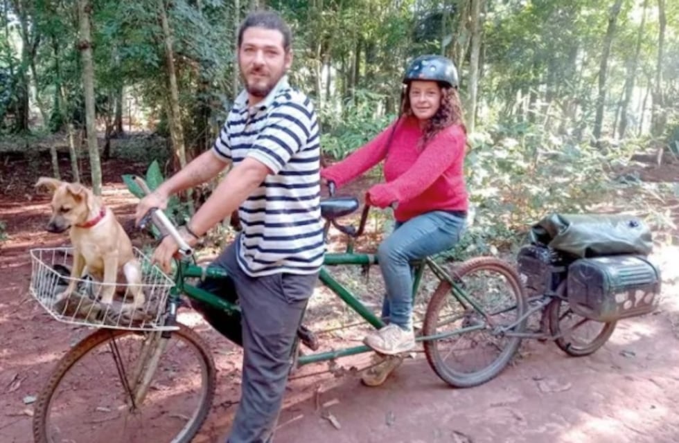 En bicicleta desde Córdoba hasta Iguazú para concretar su sueño de conocer Cataratas