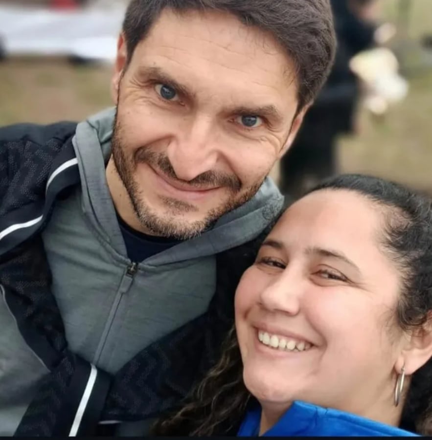 Verónica Colombo junto al gobernador Maximiliano Pullaro.