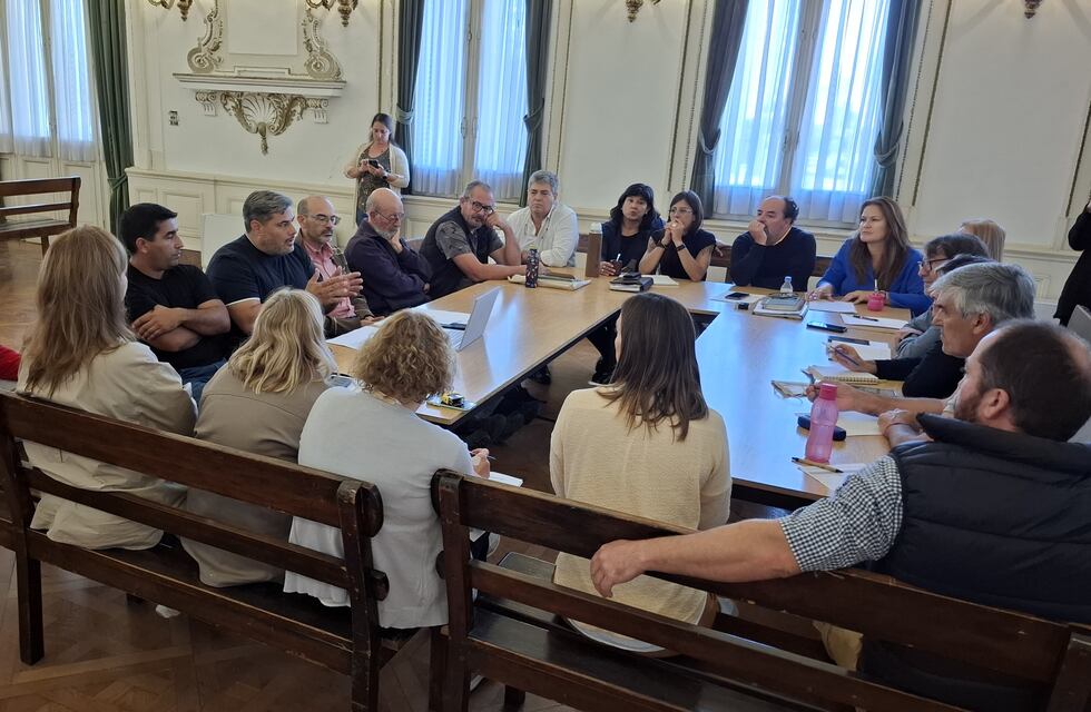 Reunión ampliada del Consejo Consultor de Medio Ambiente y Sustentabilidad por la calidad del agua