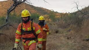 Bomberos contuvieron este sábado dos incendios. Foto Gobierno de Córdoba.