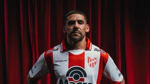 Franco Jara con la indumentaria de Instituto. (Prensa Instituto)