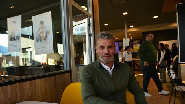 Sergio Goycochea, exarquero y leyenda de la selección argentina, estuvo en la presentación de la hamburguesa Grand Leyenda de Mc Donald's por la Copa América. (Javier Ferreyra / la Voz)