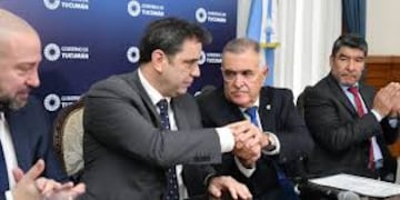 El gobernador destacó el rol institucional del exministro del Interior y valoró que Tucumán siempre tuvo buena relación durante su gestión nacional.