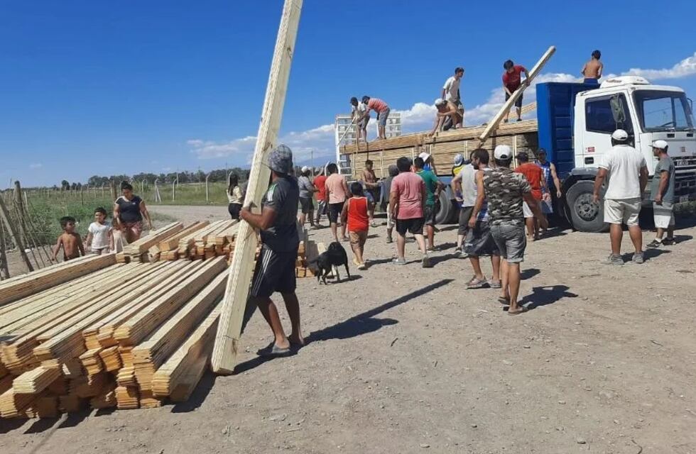 Casi el 50% de las viviendas prometidas por el Presidente tras el terremoto se construirán en Rivadavia