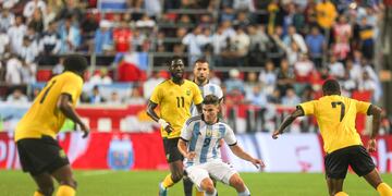 julián Álvarez metió el primer gol ante Jamaica. Foto: @Argentina