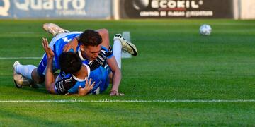 Para festejarlo así. Estudiantes de Río Cuarto volvió a ganar y no pierde su ilusión (Tomy Fragueiro / La Voz).