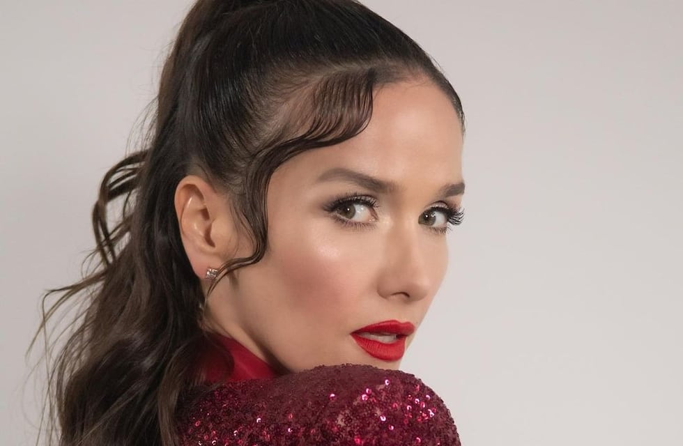 Natalia Oreiro lució un corset de cadenas y transparencias y deslumbró en “Got Talent”