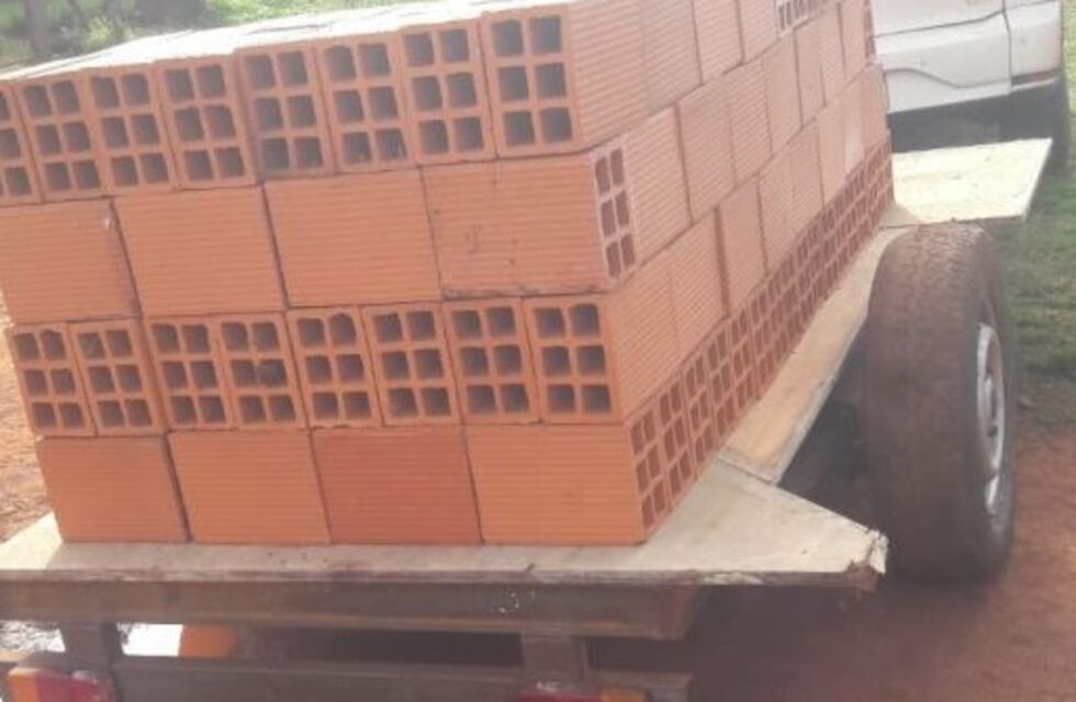 Sustrajeron un tráiler del barrio Sarmiento