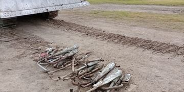 Tres Arroyos: Destruyen caños de escapes secuestrados