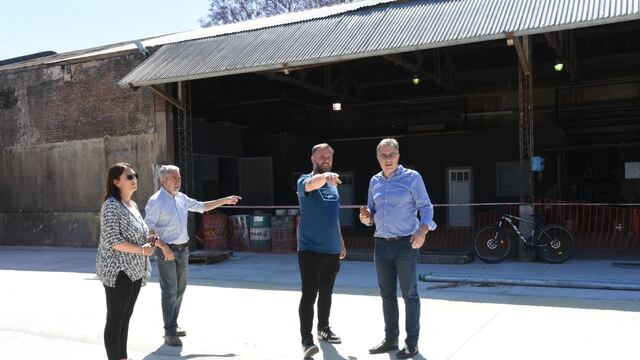 El intendente Luis Castellano recorrió las obras en el Corralón