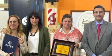 Sesión ordinaria del Concejo Municipal en el EEMPA 1007 "Libertad"