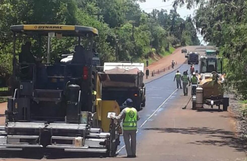 Vialidad ejecuta obras en Eldorado