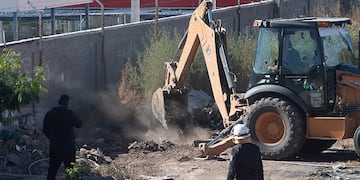 Uno de los tantos operativos ordenados por el fiscal Carlos Torres en la búsqueda de Abigail Carniel, en el predio de la cancha de Jorge Newbery en Las Heras.