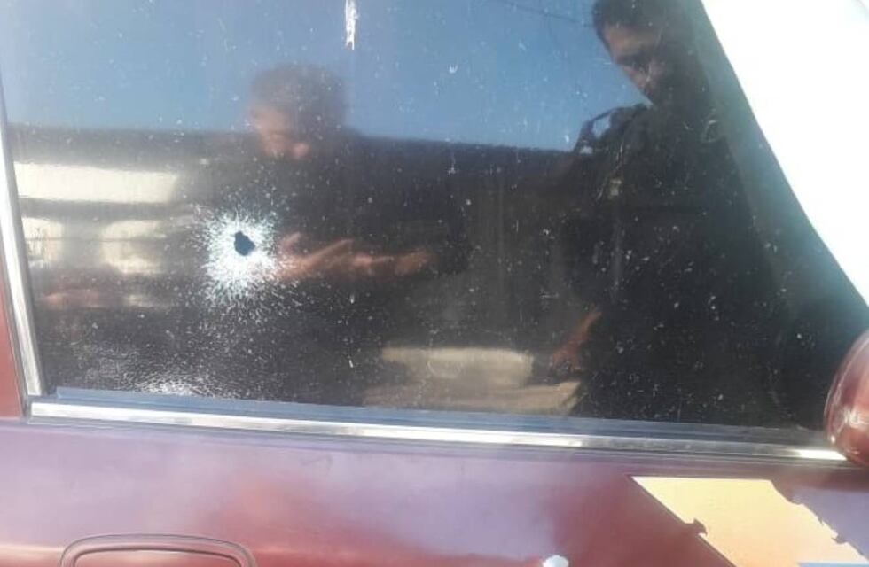 Matan a un joven dentro de una camioneta en zona noroeste