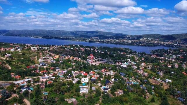Carlos Paz vista desde lo alto.