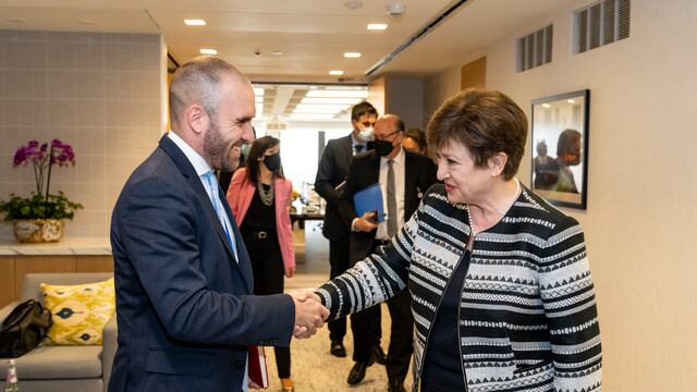 Martín Guzmán y Kristalina Georgieva, la titular del Fondo Monetario Internacional.