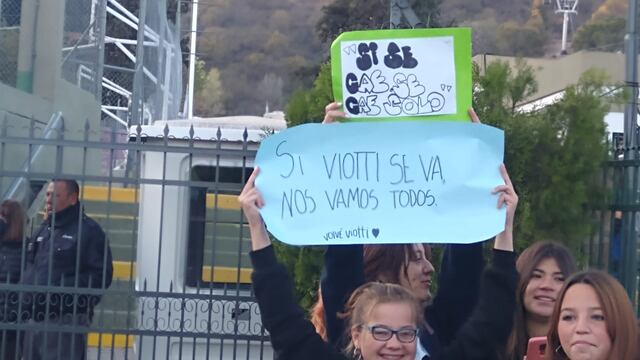 Viotti, el director del instituto.