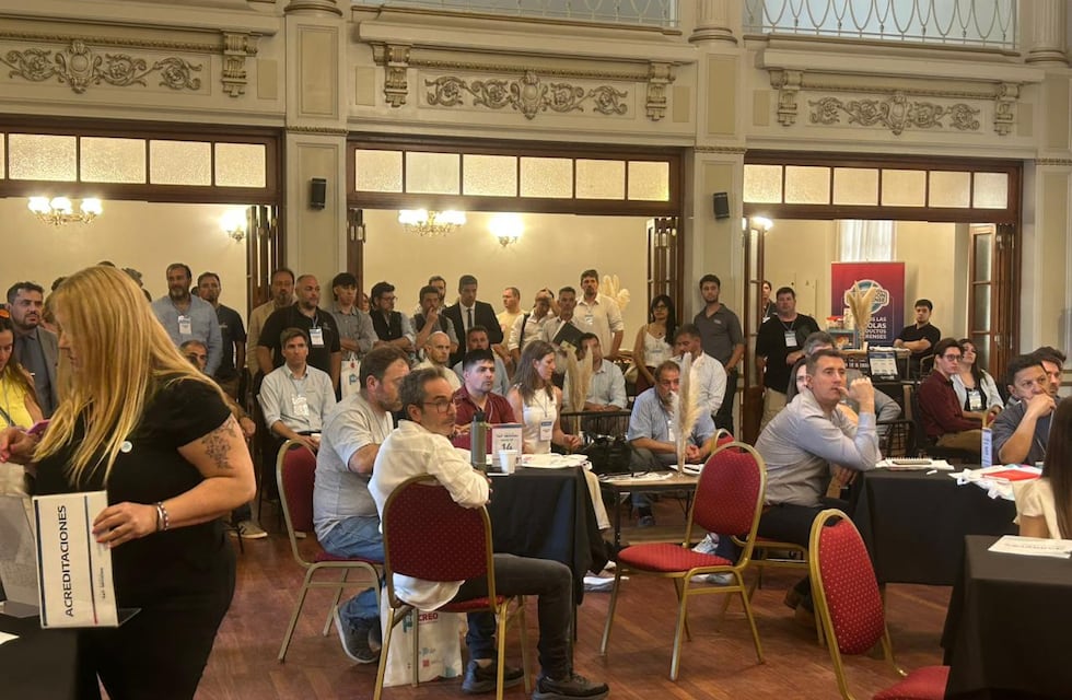 El intendente Garate encabezó la apertura de una nueva Ronda de Negocios para impulsar la producción local y regional