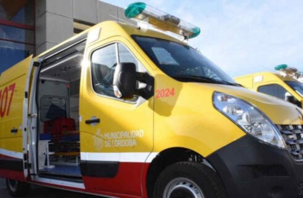 Córdoba: una ambulancia del 107 fue atacada por vecinos mientras los médicos asistían a una persona