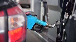 Nuevo aumento de combustibles en YPF. (José Gabriel Hernández / La Voz)