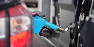 Nuevo aumento de combustibles en YPF. (José Gabriel Hernández / La Voz)
