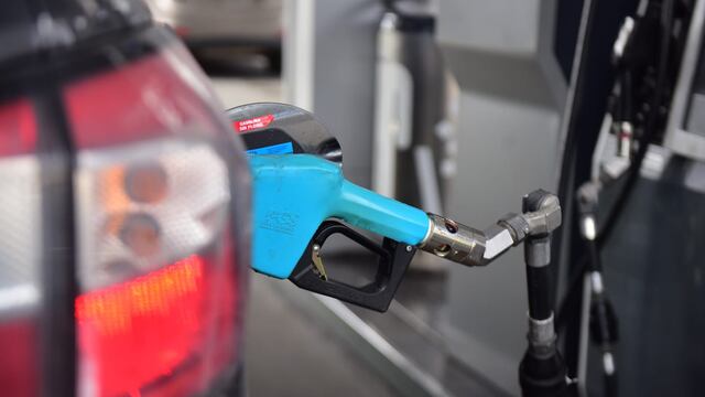 Nuevo aumento de combustibles en YPF. (José Gabriel Hernández / La Voz)