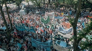 Marcha contra la violencia escolar en Mar del Plata