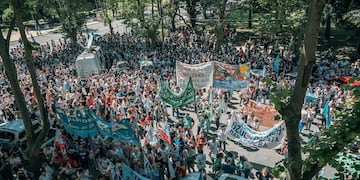 Marcha contra la violencia escolar en Mar del Plata