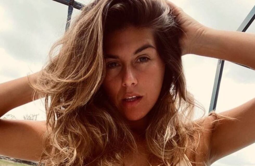 Loly Antoniale se fotografió con un minitop de crochet y un bronceado caribeño que encendieron las redes