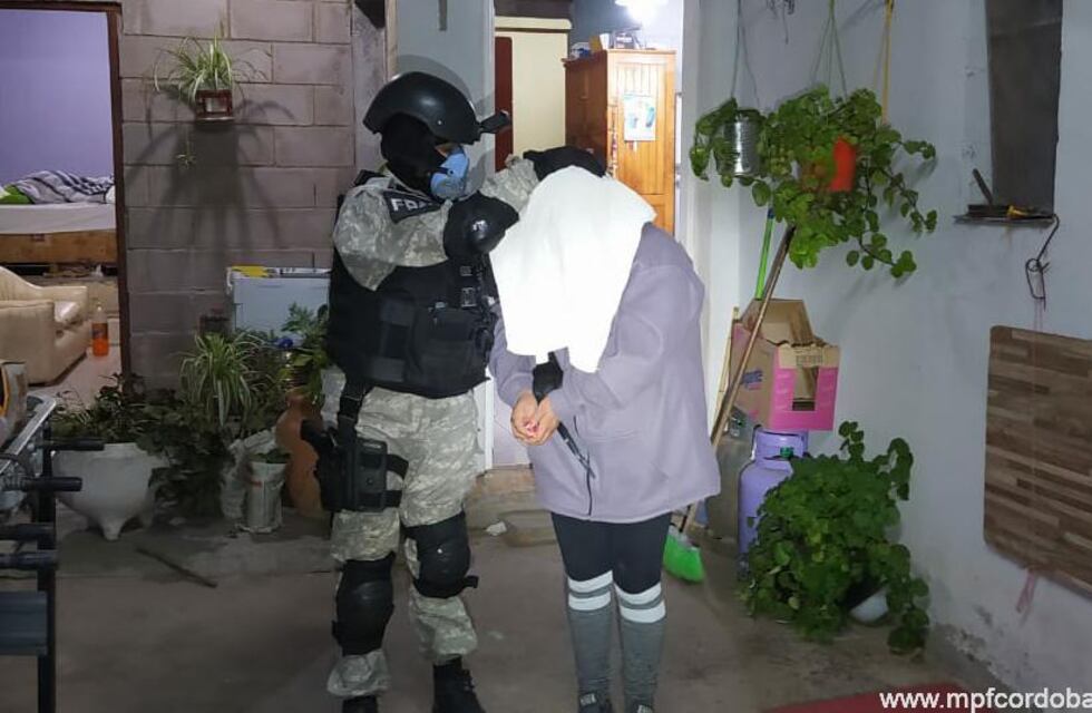 Aprehenden a una pareja que realizaba delivery de drogas en Punilla