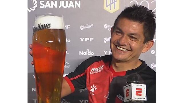El Pulga Rodríguez y los festejos de Colón campeón.