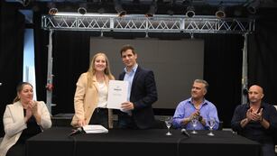 Municipio y Provincia firmaron convenios que benefician a geriátricos