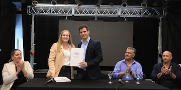 Municipio y Provincia firmaron convenios que benefician a geriátricos