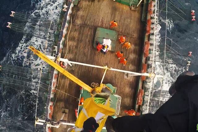 La Prefectura Naval actuó de urgencia ante un tripulante que corría riesgo de vida tras la amputación de su pierna.